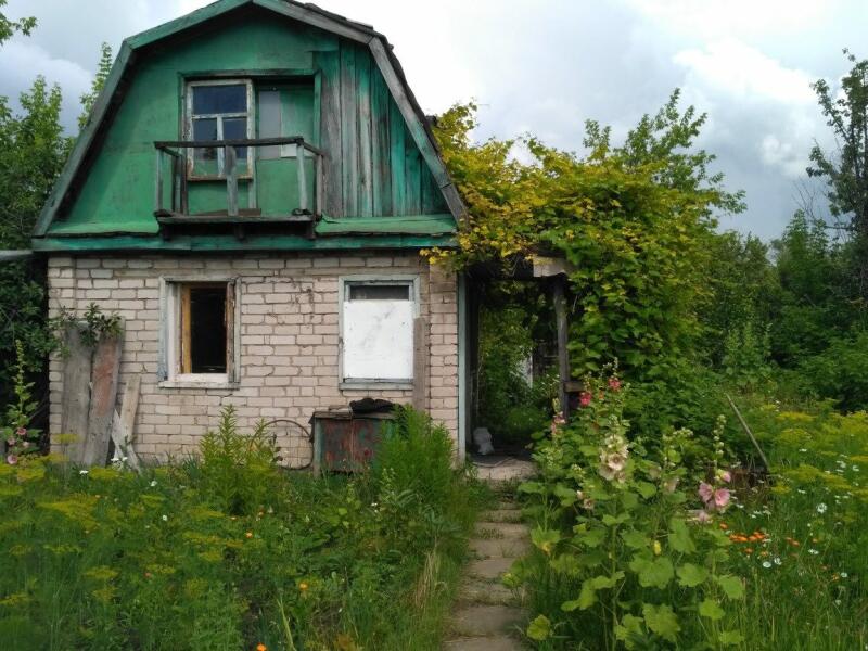 Дача там. Дачный массив Спутник. Дачный улица Дачная. Дача в СНТ романтика. Стромиловские дачи Спутник.