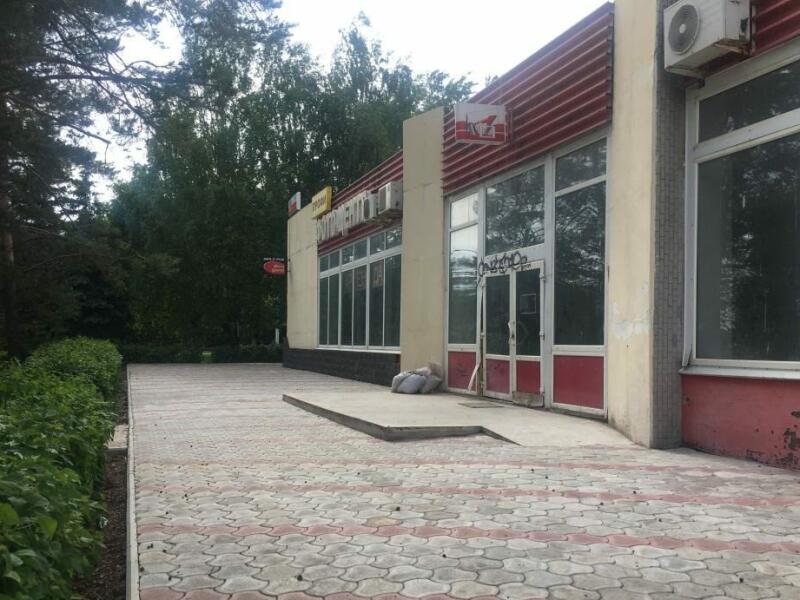 Помещение уфа. Комарова 12 Уфа. Аренда помещений в Уфе под магазин.